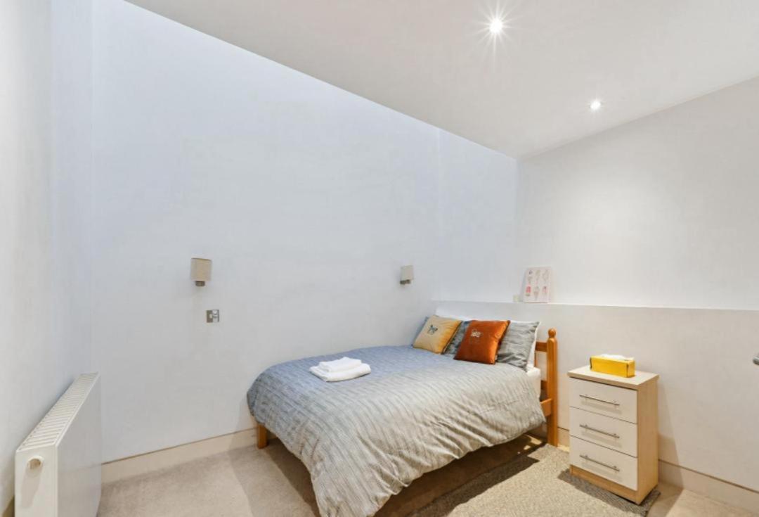 Appartamento Chic Sleeps Up To 4 Guests In Heart Of Bridge